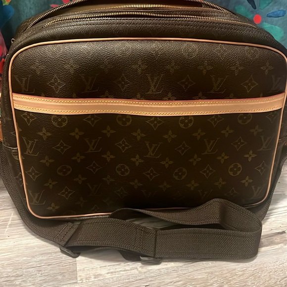 Authentic GM reporter with new Vachetta - Picture 14 of 16